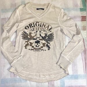 Original Riveted Graphic Long Sleeve Shirt. Levi’s